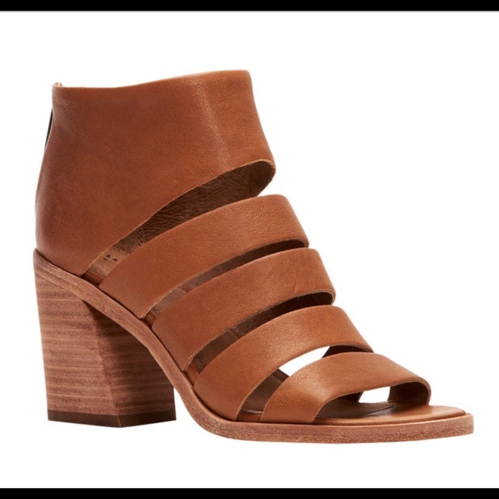 Tash Cut Out Frye Sandals